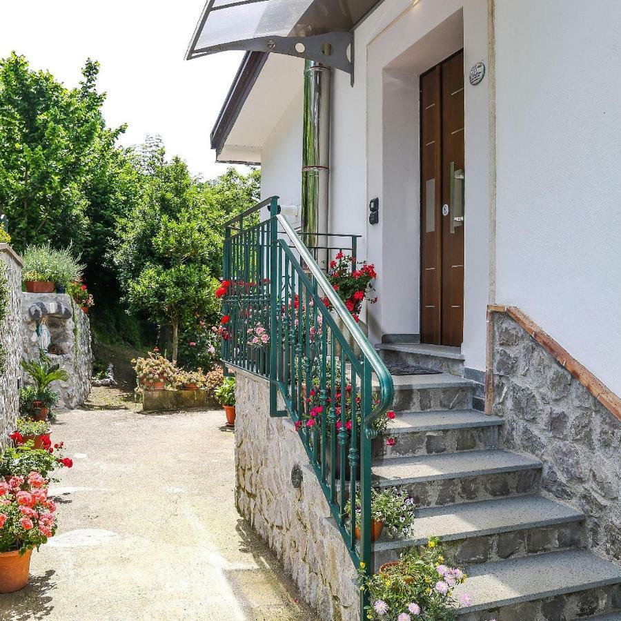 Tramonti Di Sole Villa Exterior foto